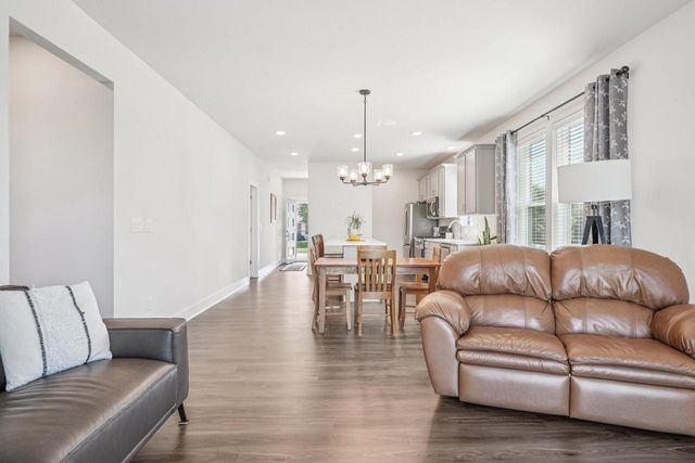 710 River Ridge DRIVE, Waterford, WI 53185