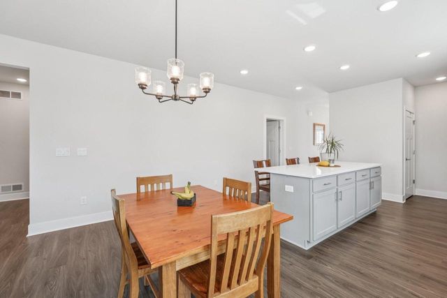 710 River Ridge DRIVE, Waterford, WI 53185