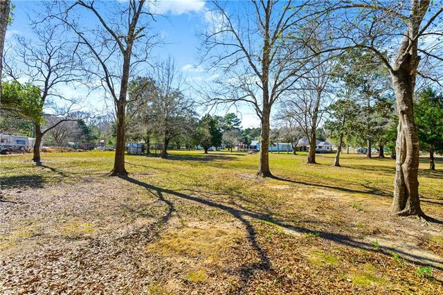 12000 Lee Bishop Road, Irvington, AL 36544