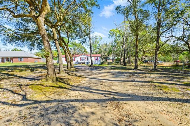 12000 Lee Bishop Road, Irvington, AL 36544