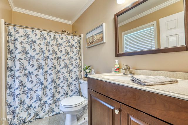302 Maple Ridge Drive, Jonesborough, TN 37659
