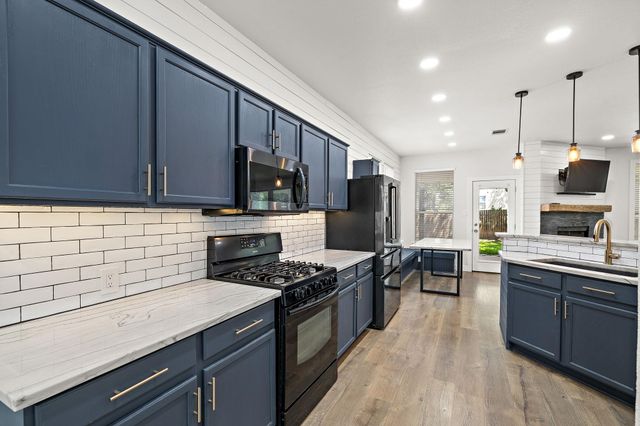 2208 Drue LN, Cedar Park, TX 78613