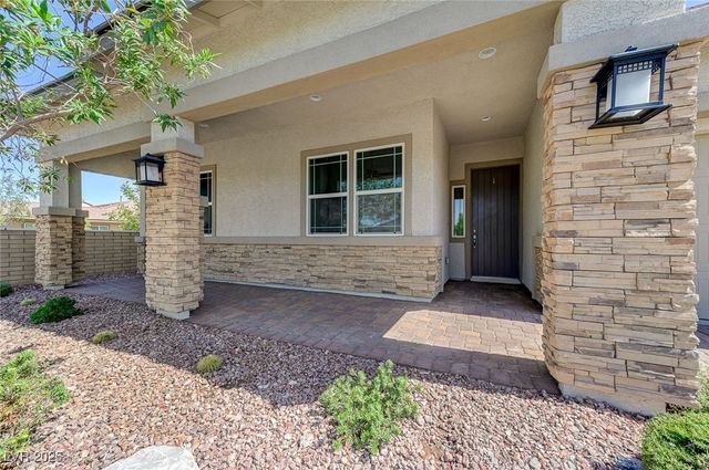 784 Cadence View Way, Henderson, NV 89011