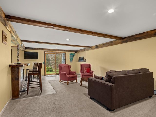 880 Stonefence Road, Richmond, VT 05477
