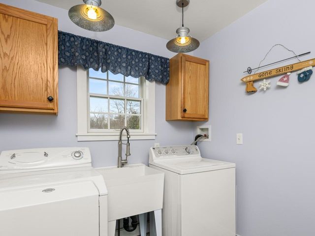 880 Stonefence Road, Richmond, VT 05477
