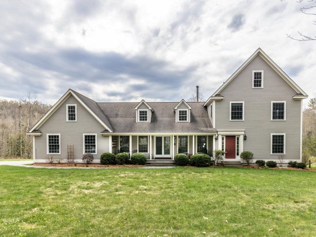880 Stonefence Road, Richmond, VT 05477