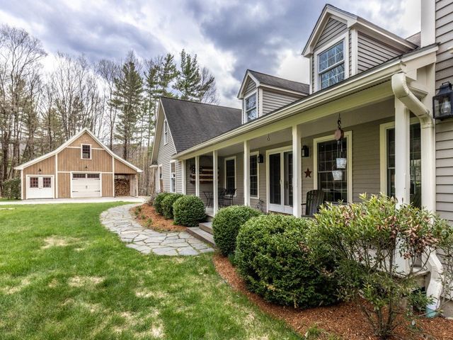 880 Stonefence Road, Richmond, VT 05477
