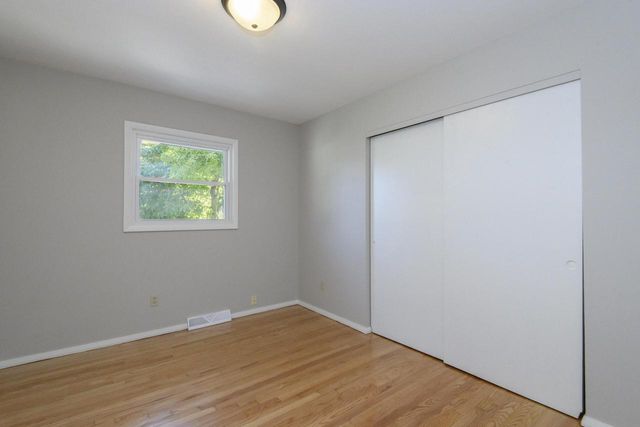 5970 S 34th STREET, Greenfield, WI 53221