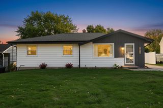 5970 S 34th STREET, Greenfield, WI 53221