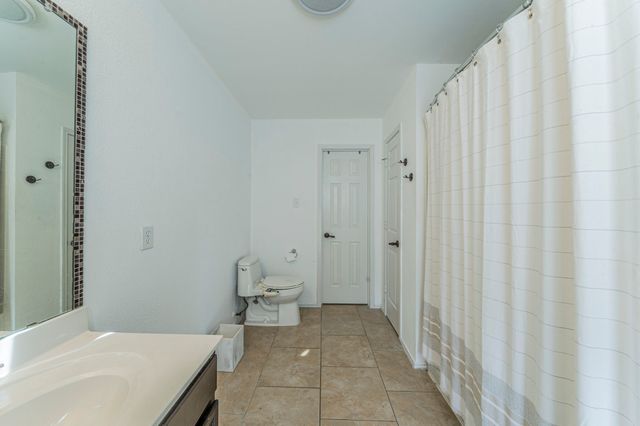 2216 La Salle Trail, Grand Prairie, TX 75052