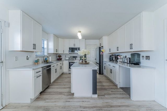 2216 La Salle Trail, Grand Prairie, TX 75052