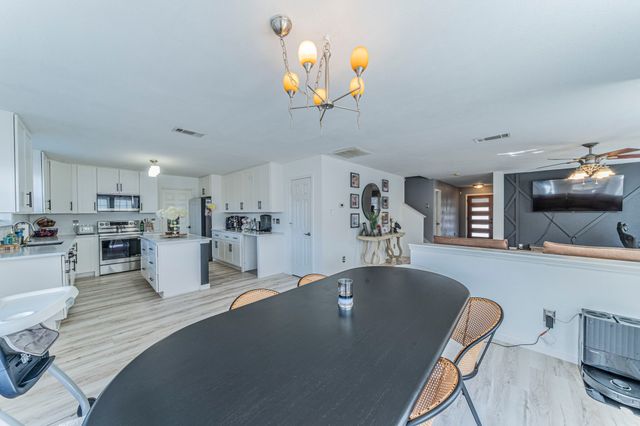 2216 La Salle Trail, Grand Prairie, TX 75052