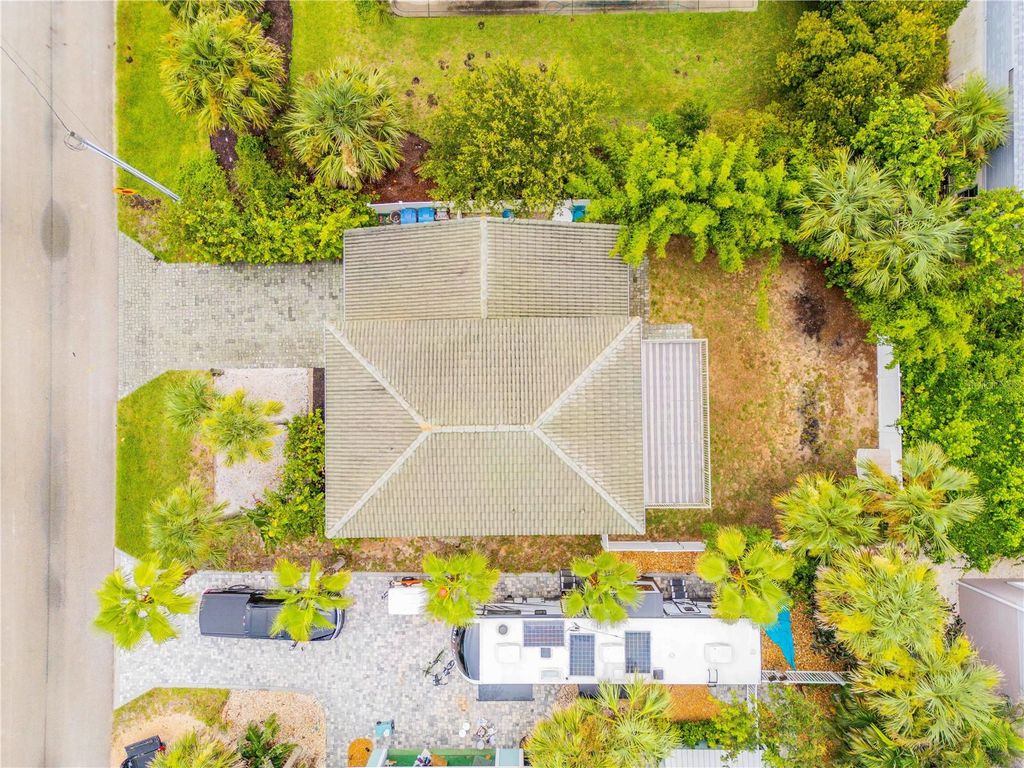 Image 40 of property listing at 6321 ENGRAM ROAD, New Smyrna Beach, FL 32169