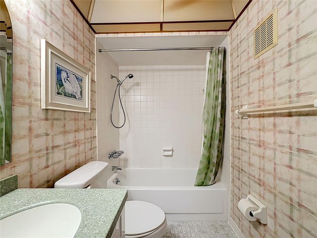 1229 58TH STREET W 1229, Bradenton, FL 34209