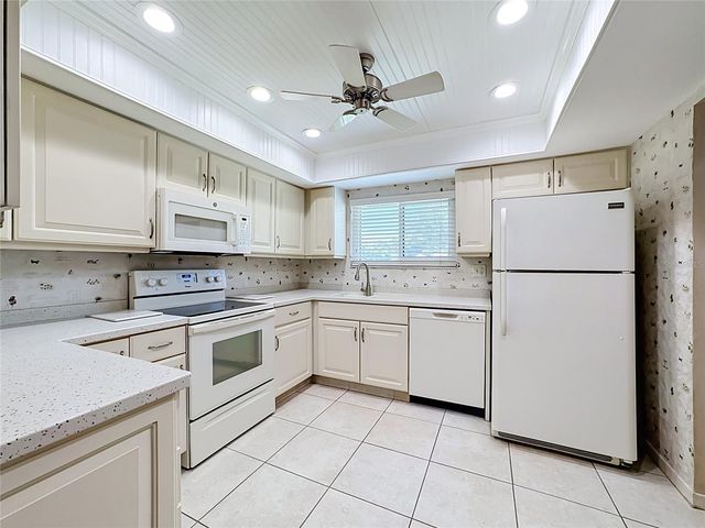 1229 58TH STREET W 1229, Bradenton, FL 34209