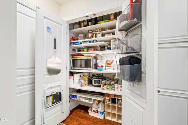212 Middlegreen Place, Holly Springs, NC 27540