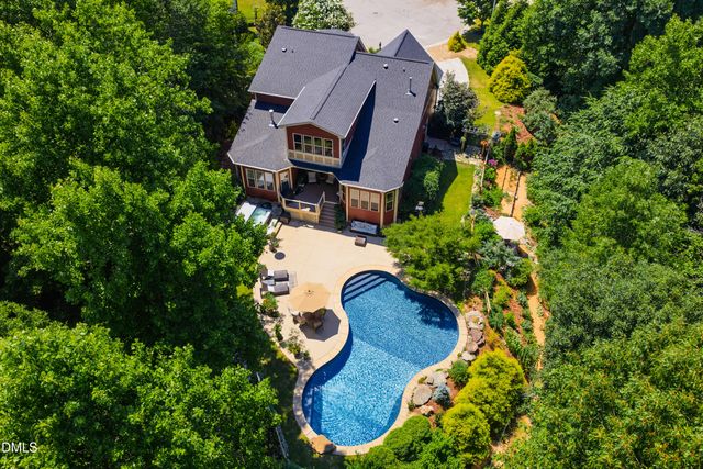 212 Middlegreen Place, Holly Springs, NC 27540