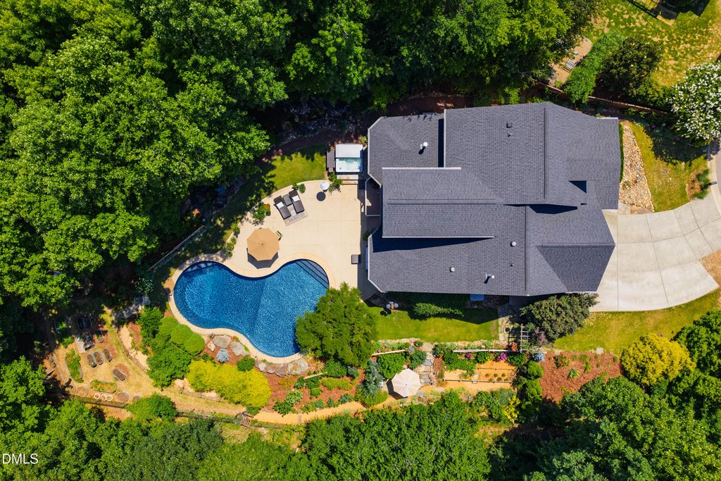 212 Middlegreen Place, Holly Springs, NC 27540