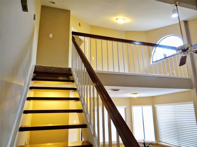 517 Ranch Trail 127, Irving, TX 75063