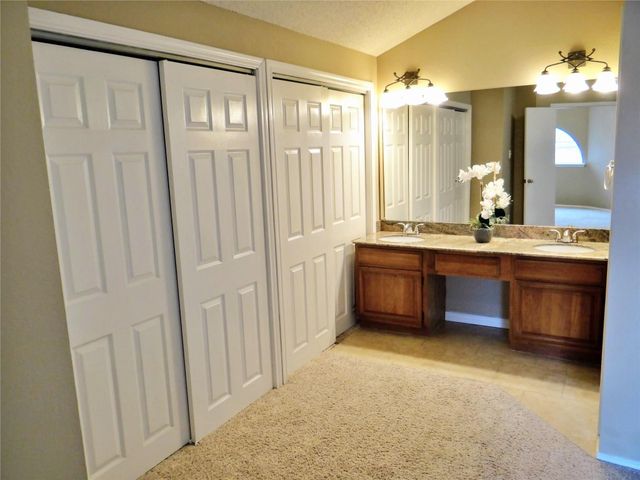 517 Ranch Trail 127, Irving, TX 75063
