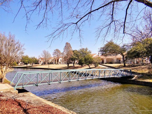 517 Ranch Trail 127, Irving, TX 75063