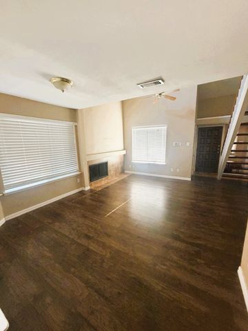 517 Ranch Trail 127, Irving, TX 75063