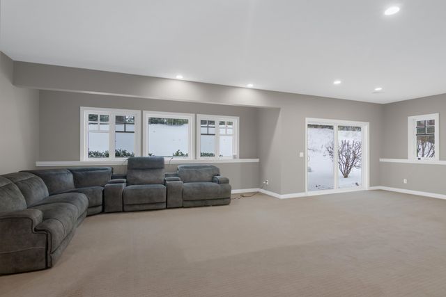 172 Wildwood Meadows, Traverse City, MI 49686