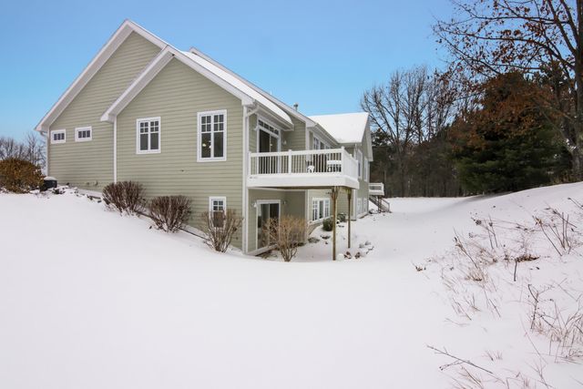 172 Wildwood Meadows, Traverse City, MI 49686