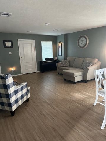 2607 Carey Smith Boulevard, Bay City, TX 77414
