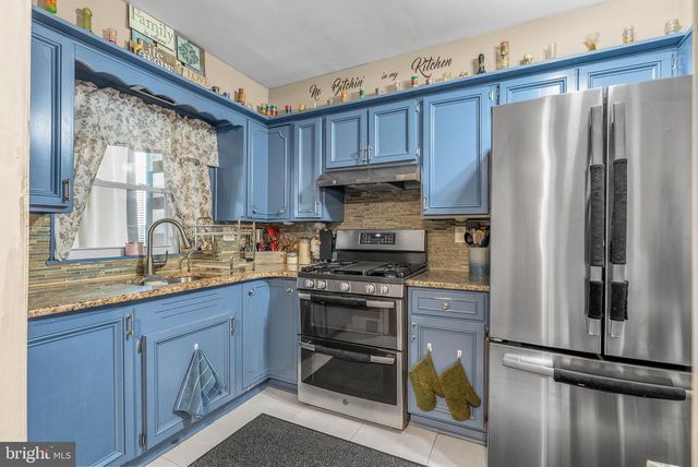 555 DEVEREAUX AVE, Philadelphia, PA 19111