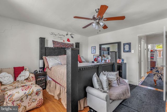 555 DEVEREAUX AVE, Philadelphia, PA 19111
