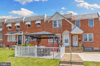 555 DEVEREAUX AVE, Philadelphia, PA 19111