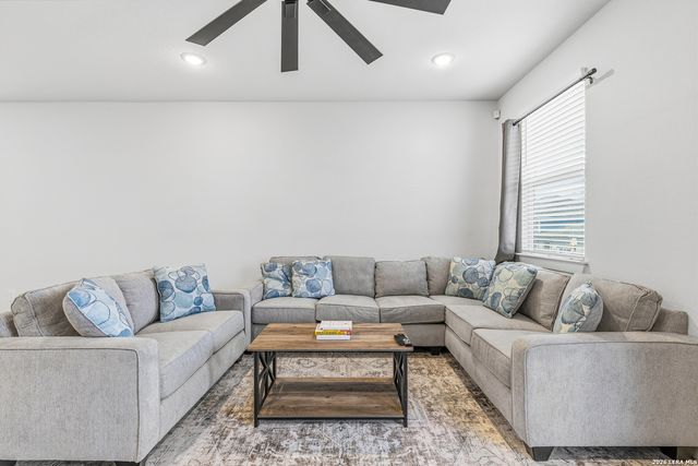 227 Brook Shadow, Cibolo, TX 78108