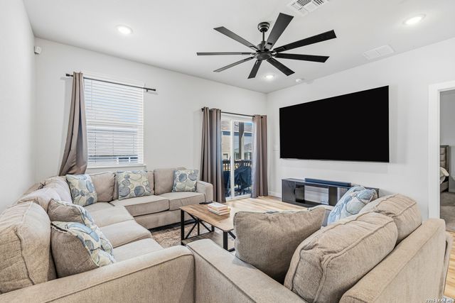 227 Brook Shadow, Cibolo, TX 78108