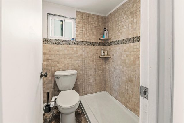 2136 SW 81st Way, Davie, FL 33324