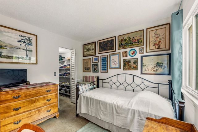 2136 SW 81st Way, Davie, FL 33324