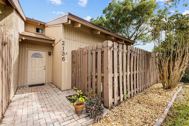 2136 SW 81st Way, Davie, FL 33324