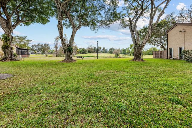 2136 SW 81st Way, Davie, FL 33324