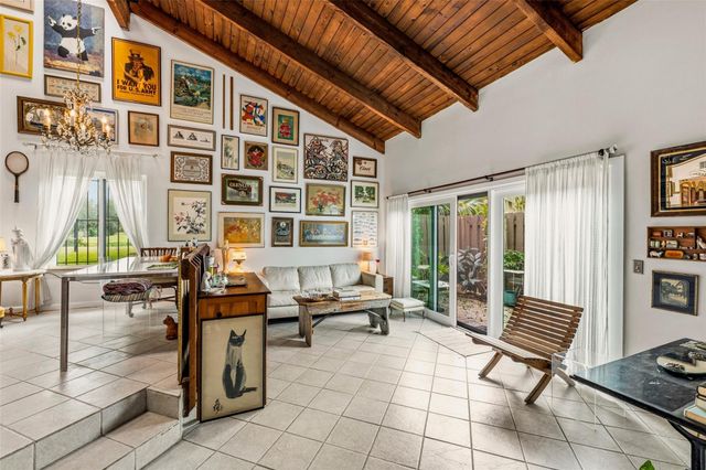 2136 SW 81st Way, Davie, FL 33324