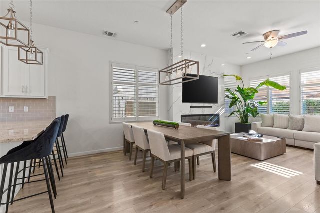 4127 Hydo Lake Way, Sacramento, CA 95834