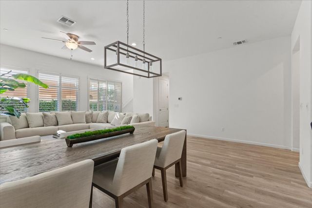 4127 Hydo Lake Way, Sacramento, CA 95834