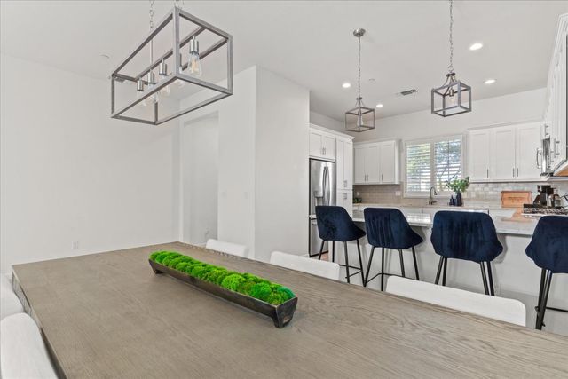 4127 Hydo Lake Way, Sacramento, CA 95834