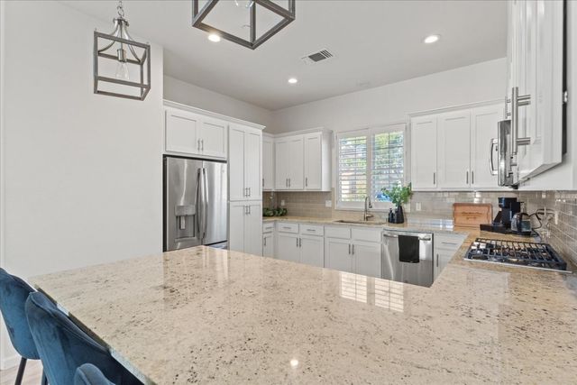 4127 Hydo Lake Way, Sacramento, CA 95834