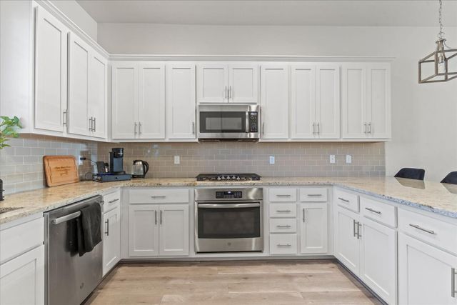 4127 Hydo Lake Way, Sacramento, CA 95834