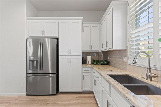 4127 Hydo Lake Way, Sacramento, CA 95834