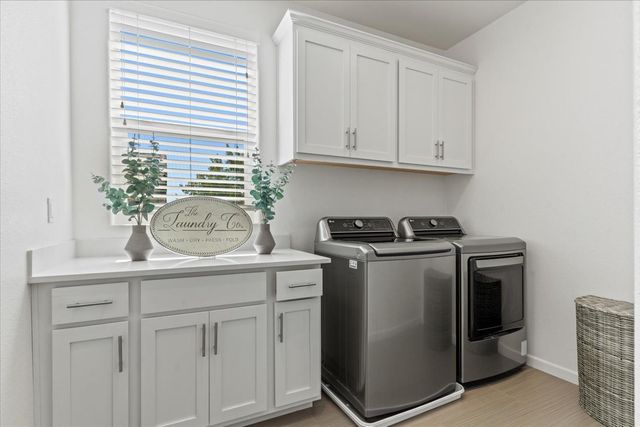 4127 Hydo Lake Way, Sacramento, CA 95834