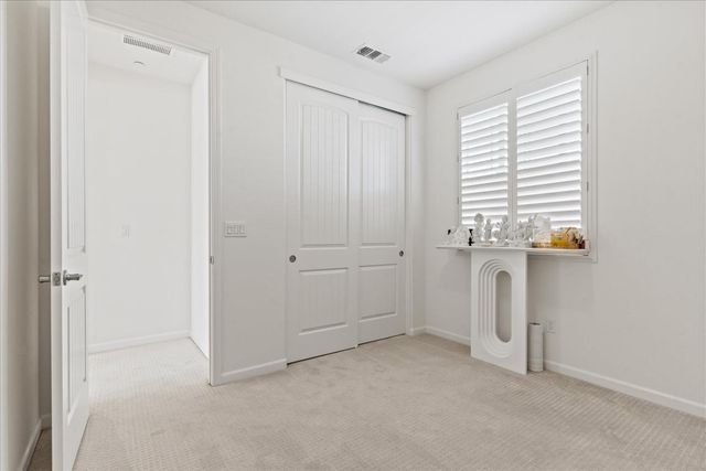 4127 Hydo Lake Way, Sacramento, CA 95834