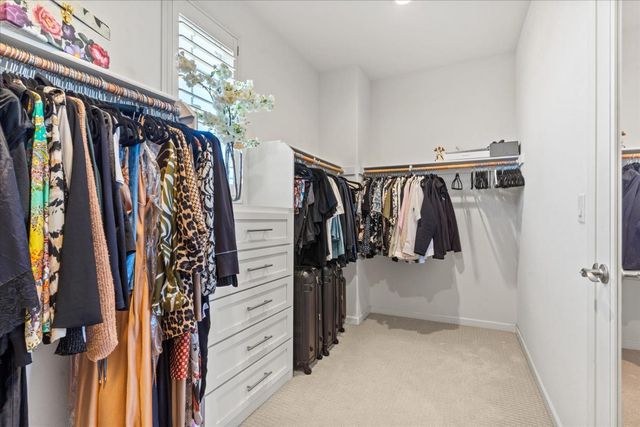 4127 Hydo Lake Way, Sacramento, CA 95834