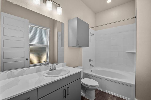 476 Suffield DR 840, Buda, TX 78610
