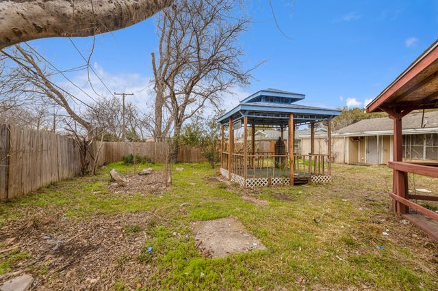 7508 Deaver Drive, North Richland Hills, TX 76180